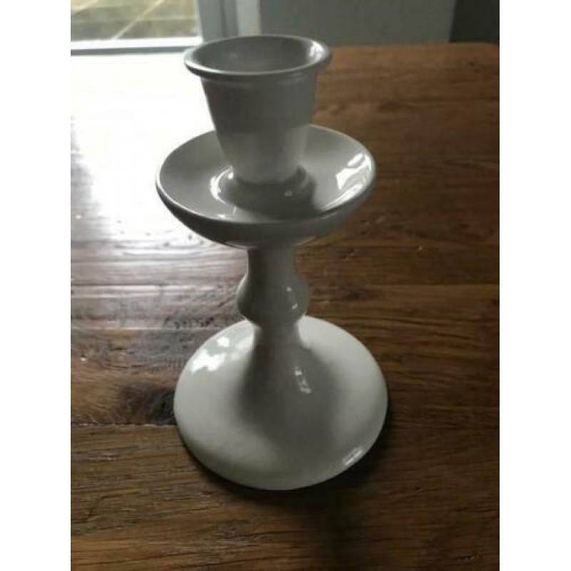 2 mooie kandelaars Delfts Wit (hoogte 14,5 cm)