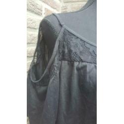 Zwarte open schouder spagetti top maat 5xl