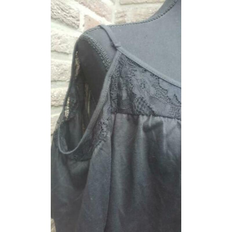 Zwarte open schouder spagetti top maat 5xl