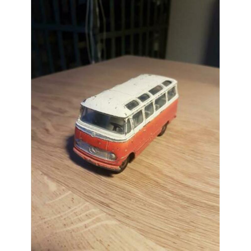 Dinky toys Car mercedes Benz France nr 541