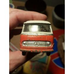 Dinky toys Car mercedes Benz France nr 541