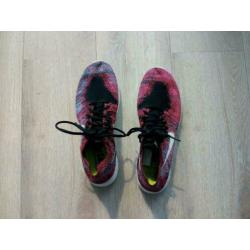 hardloopschoenen nike 42 voor dames met maat 41