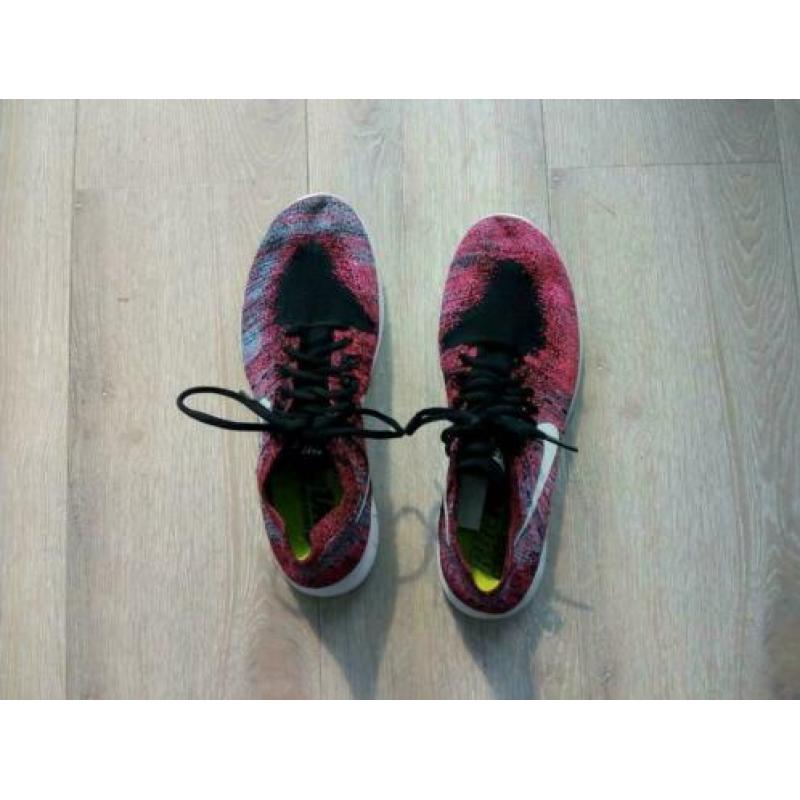 hardloopschoenen nike 42 voor dames met maat 41