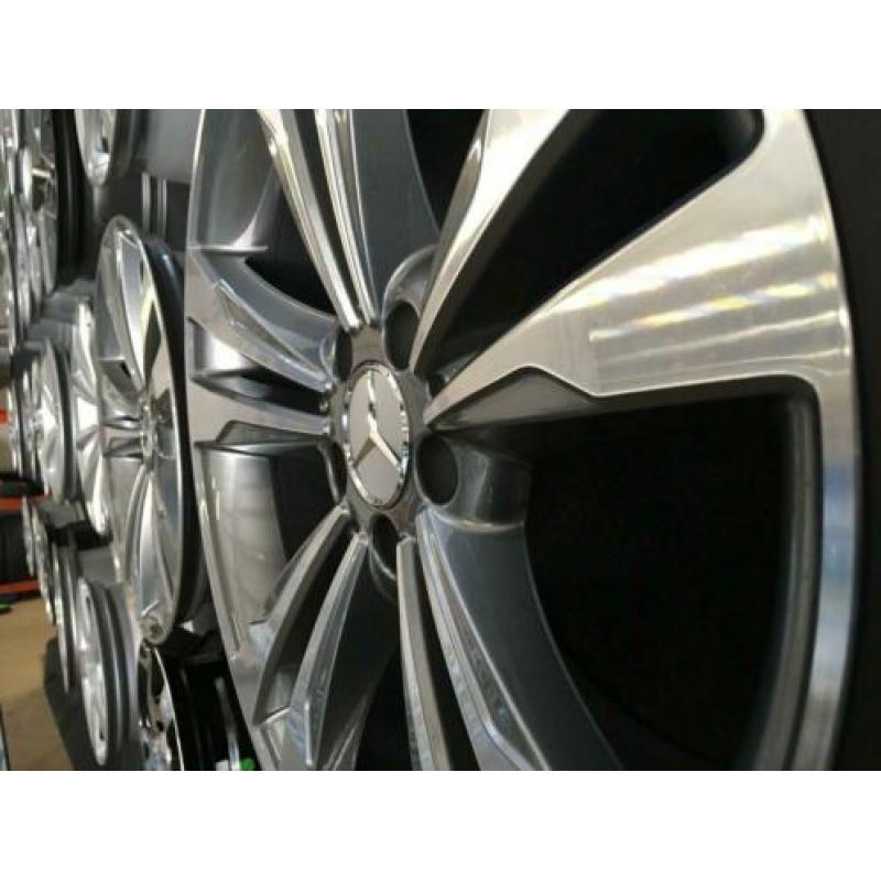 Mercedes lichtmetaal velgen 19"inch Breedset 5x112