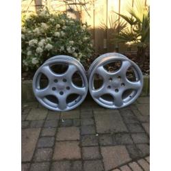 Twee caravan lm velgen 5 x 112 et 35