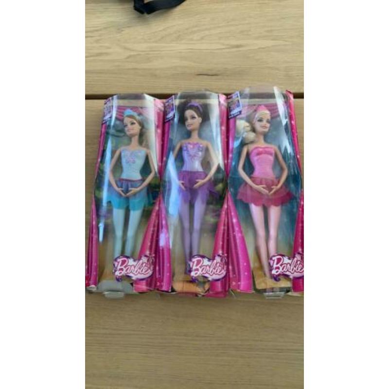Barbie 2013 2 modellen in box