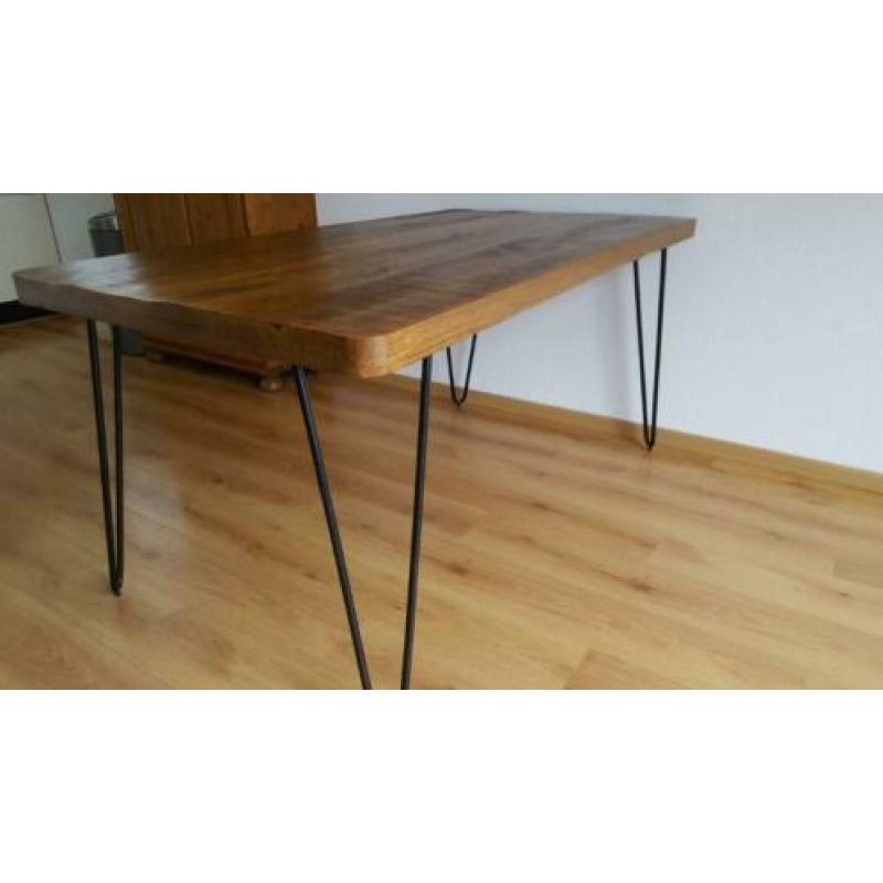 1 eet tafel massief mangohout blad met metalen poten