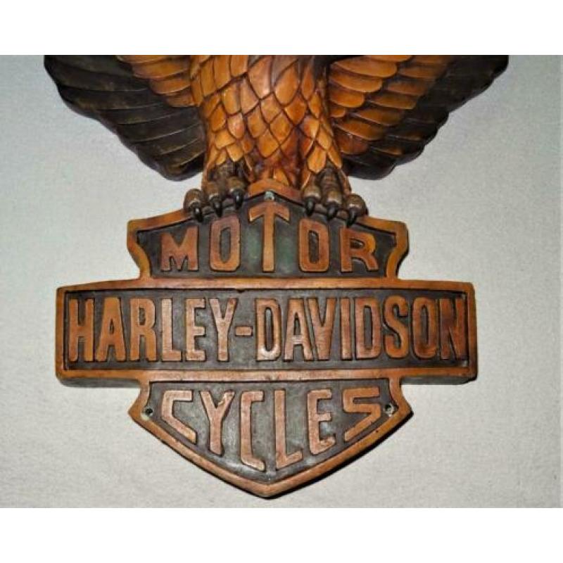 Logo Adelaar Harley Davidson Motor Cycles.