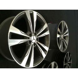 Mercedes lichtmetaal velgen 19"inch Breedset 5x112