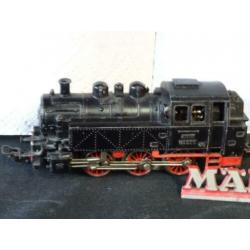 242=Marklin TM 800 (3004) van de Duitse spoorwegen.