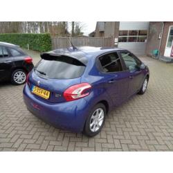 Peugeot 208 1.2 e-VTi Style AUTOMAAT NAVIGATIE CRUISE