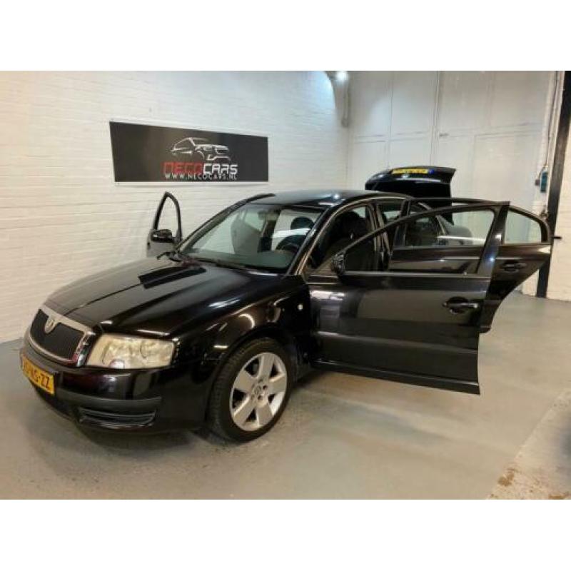 Skoda Superb 1.8 T Comfort AUTOMAAT//ALL OPTIE'S//RIJD SCHAK