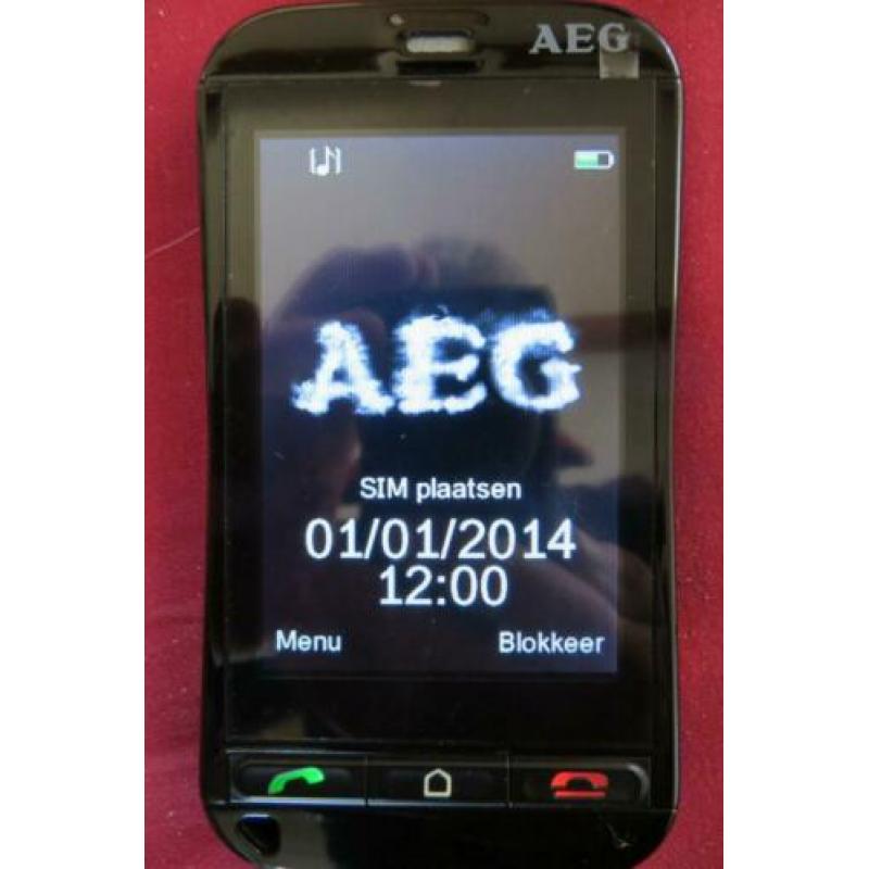 Senioren mobiel sos functie AEG
