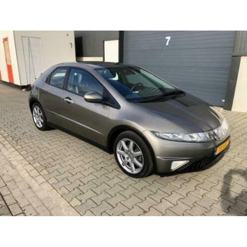 Honda Civic 1.8 Sport Airco climate, start/stop knop, cruise