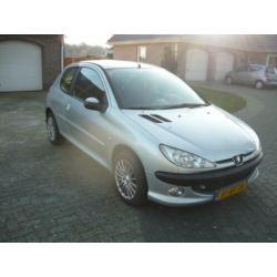 Peugeot 206 206; 1.4 3DRS