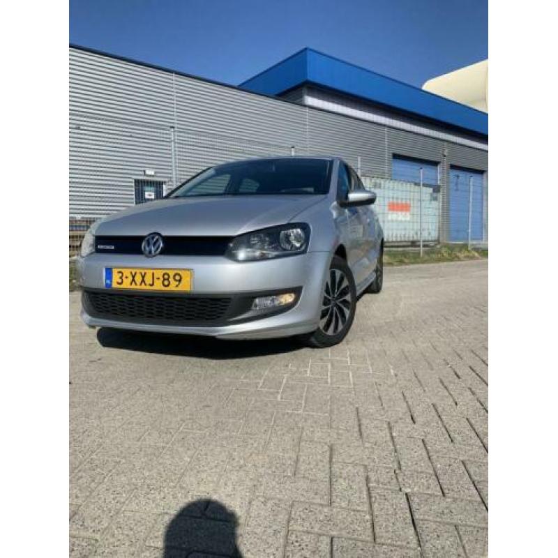 Volkswagen Polo 1.4 TDI 55KW Bluemotion 2014 Grijs