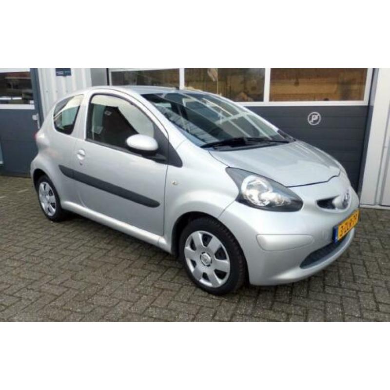 Toyota Aygo 1.0-12V + airco