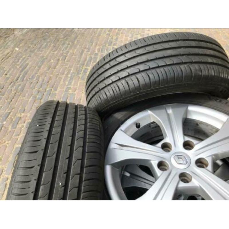 Orig 17” Renault Scenic III velgen 205/55 R17 banden (6-7mm)