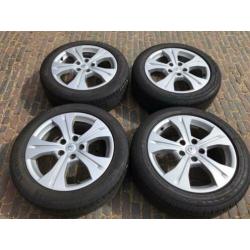 Orig 17” Renault Scenic III velgen 205/55 R17 banden (6-7mm)