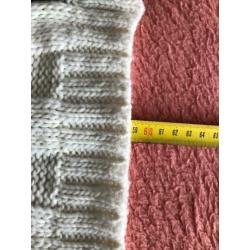 H&M grofgebreide trui met sierritsen maat M