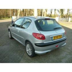 Peugeot 206 206; 1.4 3DRS