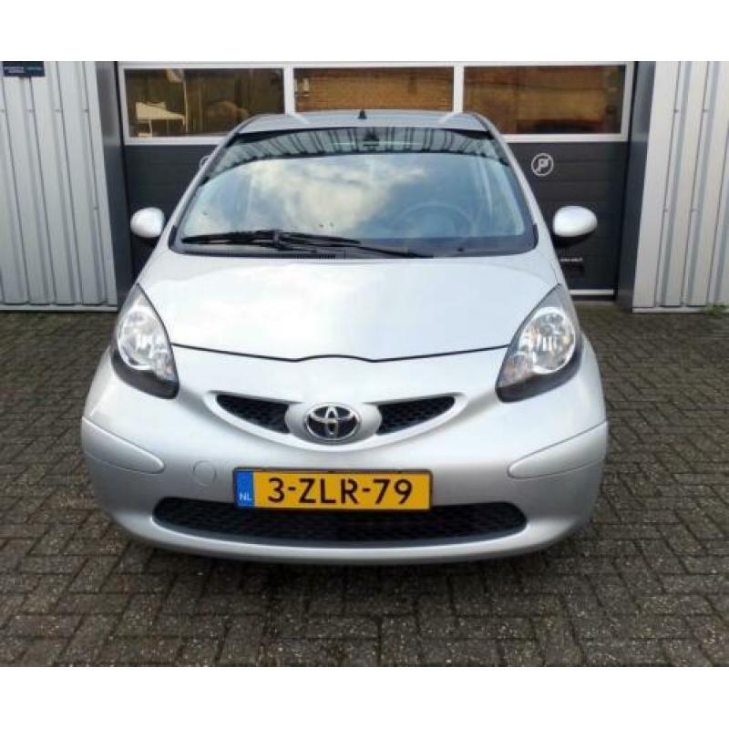 Toyota Aygo 1.0-12V + airco