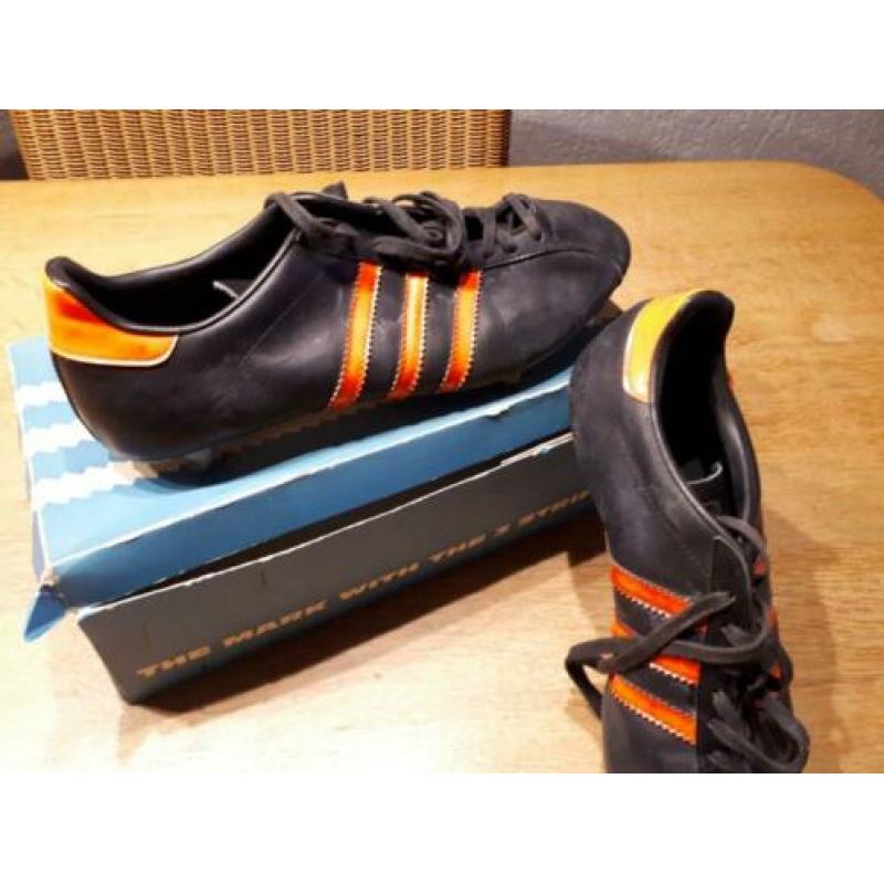 voetbalschoenen Adidas Santiago, maat 10