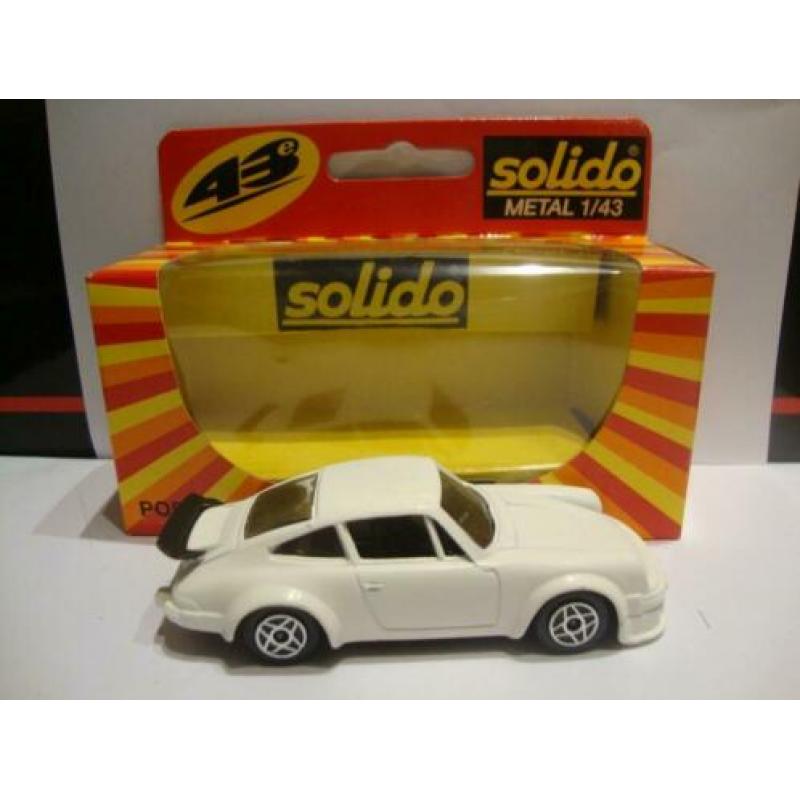Solido 1:43 Porsche 934 wit 3INCH