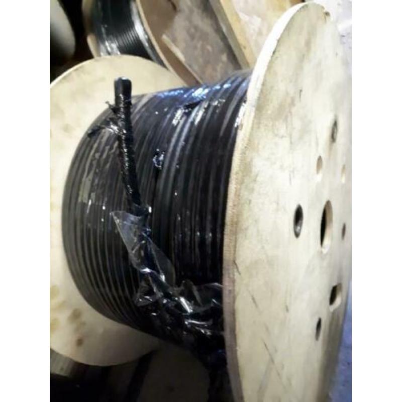 Cat5e, 200 MHz,120m op haspel UV bestendig, zwart