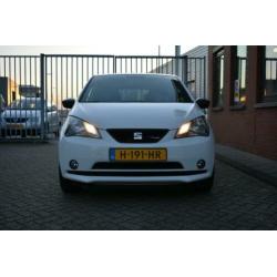 SEAT Mii 1.0 FR Connect + Cruise Control + PDC + Navigatie