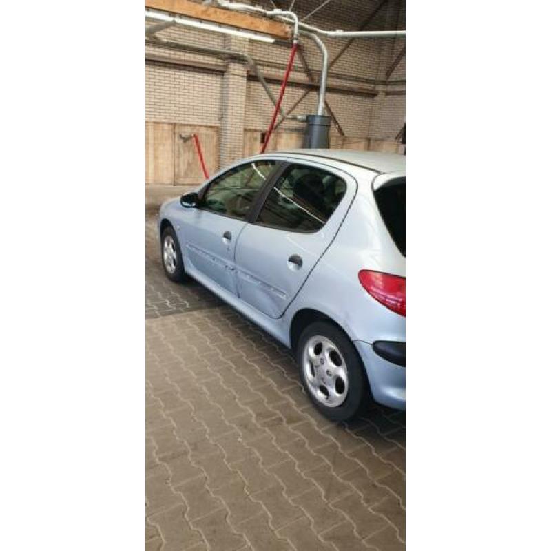 Peugeot 206 1.4 5D 2003 Grijs