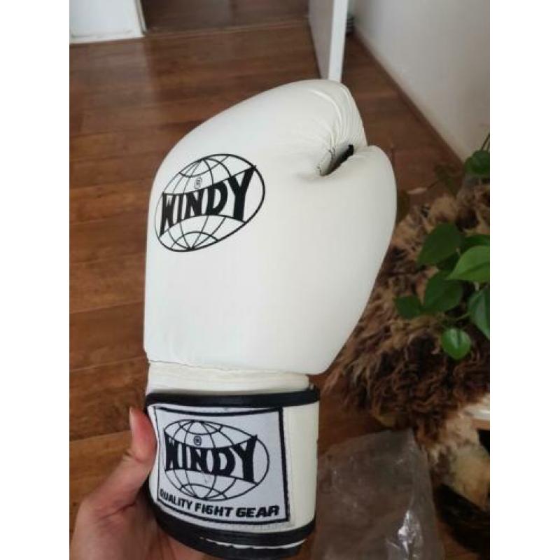 Windy Classic wit leer bokshandschoenen incl boxing handwrap
