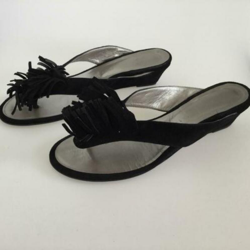 Yoli Petra Dieler 39 zwarte suede leren slippers franjes