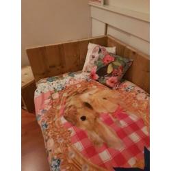 Kajuitbed met bedlade steigerhout