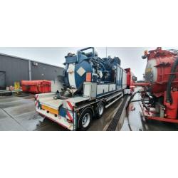 Stevens Self supporting vacuumtanktrailer met 3m3 vacuumpomp
