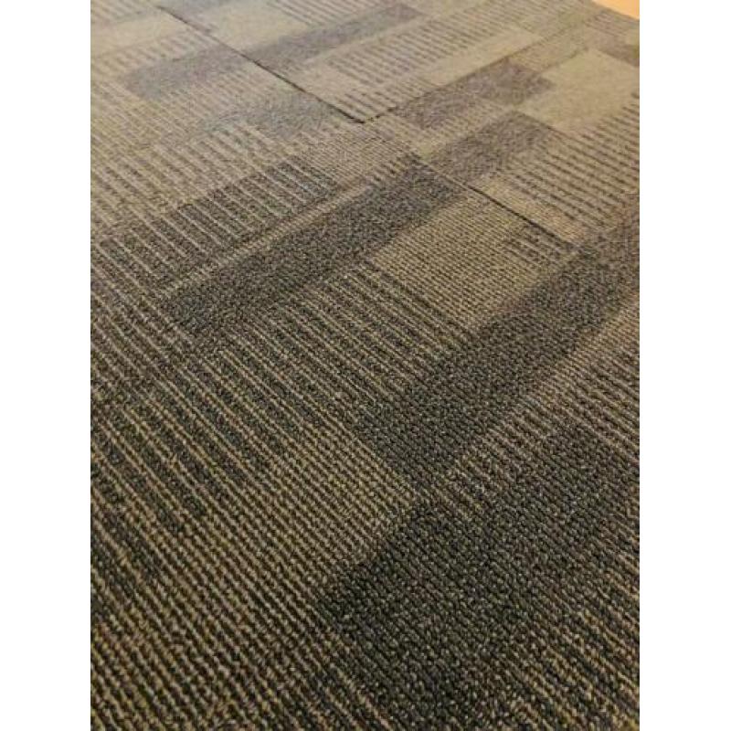 Tapijttegels 50 x 50 cm bruin gemêleerd 460 stuks 115 m2