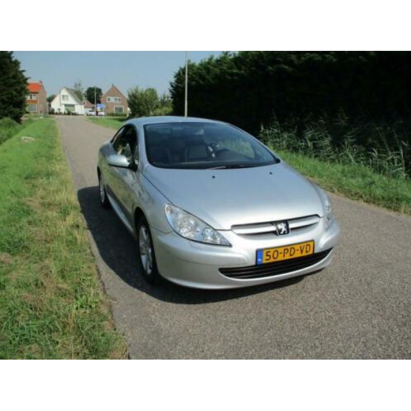 Peugeot 307 CC 2.0-16V Automaat met Leder