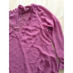 NIEUW BLOUSE OUD ROZE MT 42 MET V HALS KANT RUCHES (Box A)