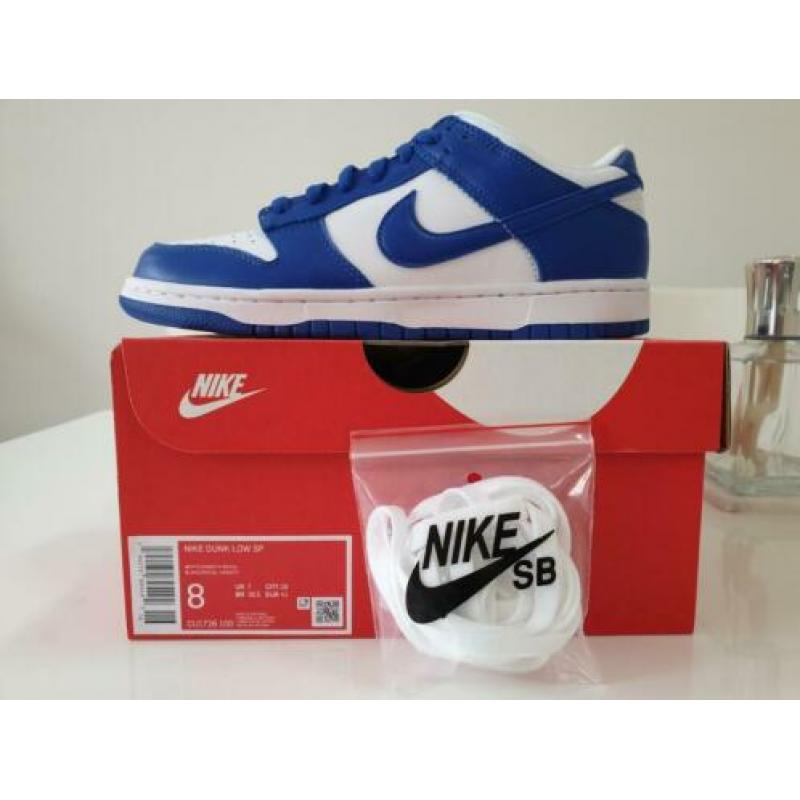 Nike SB Dunk Low SP 'Kentucky' | US 8 • EU 41