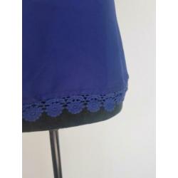 Shirt top donkerblauw kant / 40 L