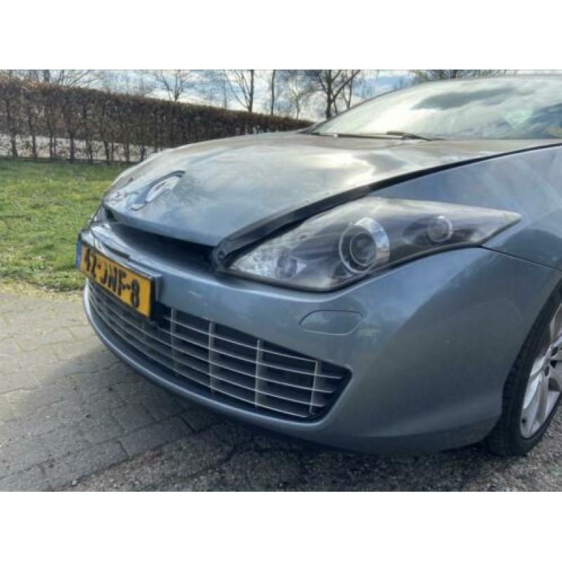 Renault Laguna 2.0 DCI 110KW Coupe FAP 2009 Blauw