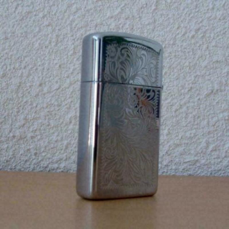 Zippo - Venetian silver slim vintage - U.S.A - 80er jaren