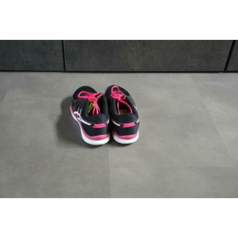 Asics sportschoenen zwart roze maat 37,5