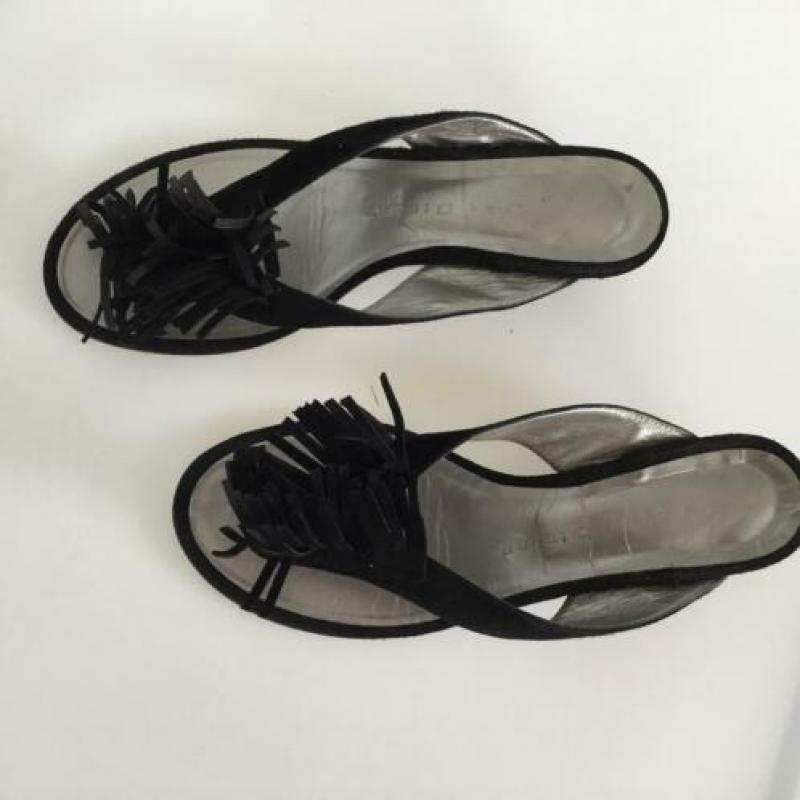 Yoli Petra Dieler 39 zwarte suede leren slippers franjes