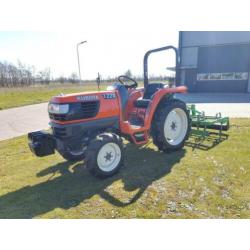 Kubota diesel traktor compact tractor / mini tractor / compa