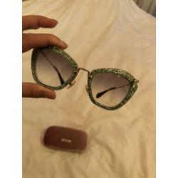 MIUMIU Dames Zonnenbril