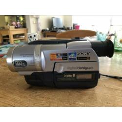 Twee Digital8 Handycam ‘s TRV255E en TRV140E perfect!