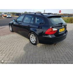 BMW 3-serie Touring 320i Business Line