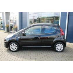 Peugeot 107 1.0 Active LED Dagrijverlichting | Radio | Centr