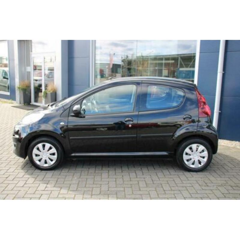 Peugeot 107 1.0 Active LED Dagrijverlichting | Radio | Centr